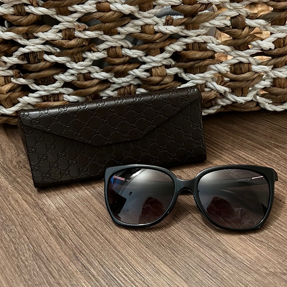 Gucci sunglasses